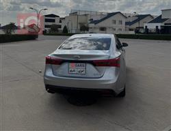 تويوتا أفالون